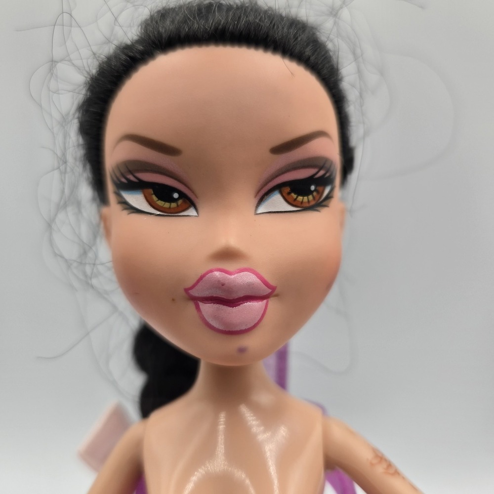 RARE Bratz Genie Magic Jade Doll Hard To Find Braided Hair Vintage Henna Tattoo - Picture 6 of 10